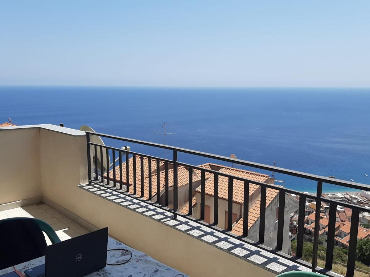 Casa Vacanze Andreana Leilighet Letojanni Eksteriør bilde